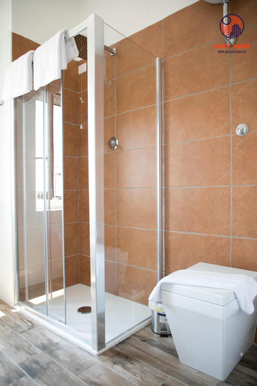 South Hands Naples Luaran gambar